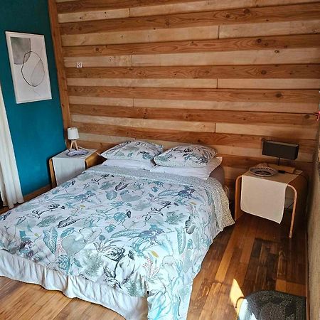 Brindepaille Bed & Breakfast Vallon-Pont-d'Arc Exterior photo