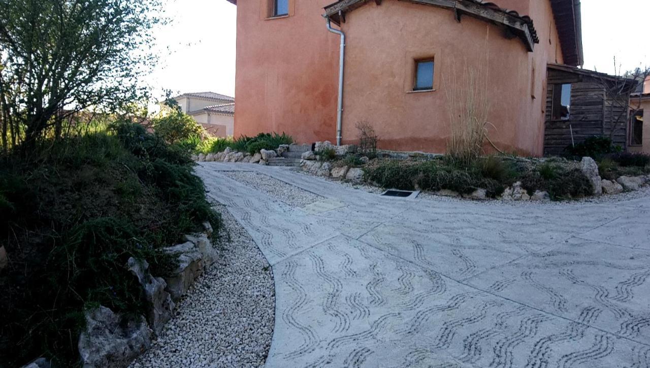 Brindepaille Bed & Breakfast Vallon-Pont-d'Arc Exterior photo